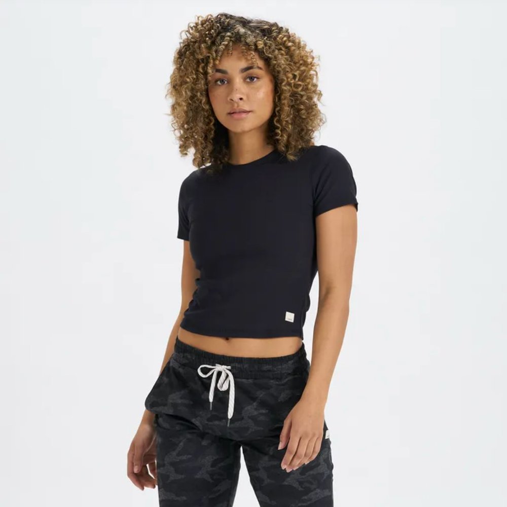 Vuori Mudra Fitted Tee